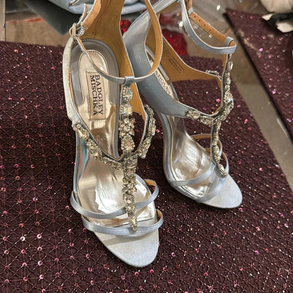 Badgley Mischka Shoes - Badgley Mischka evening heels size 8